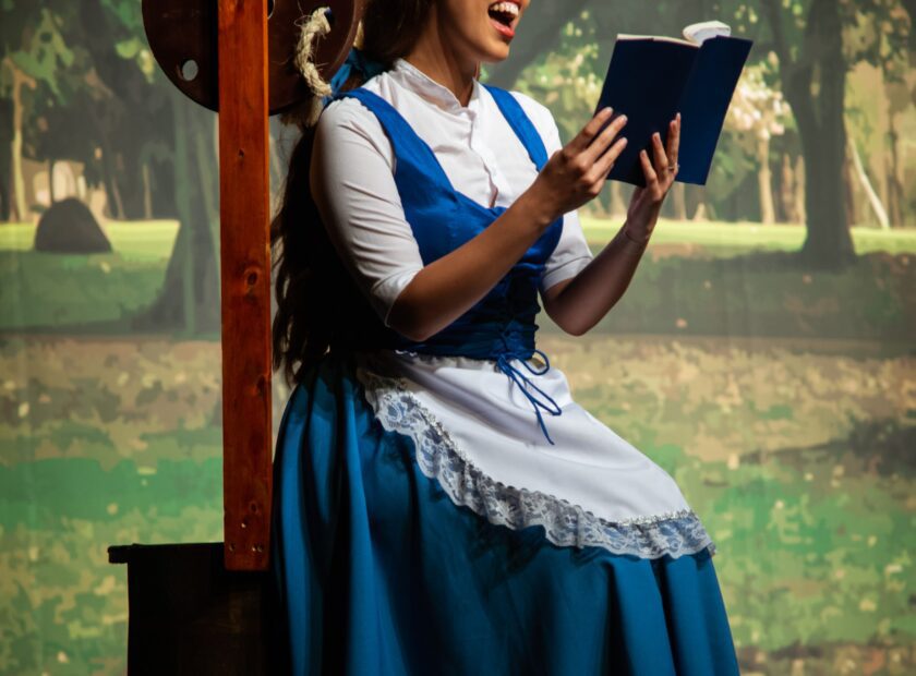 A Bela e a Fera 002-min