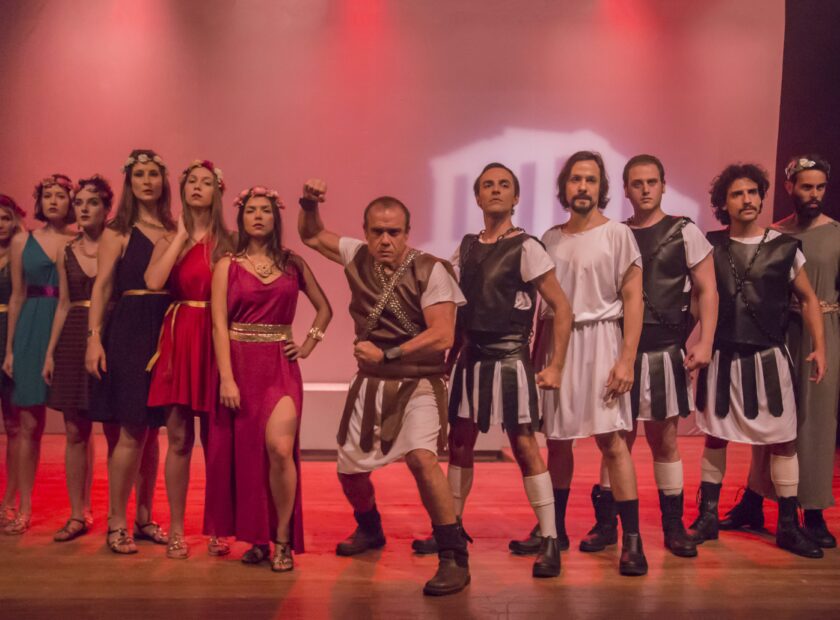 Andre Crispin 3327 ENQUADRADA-min