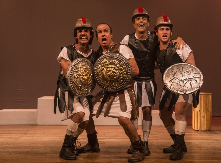 Andre Crispin 3560-min