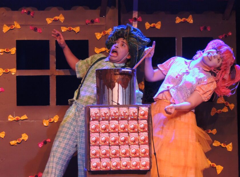 As Aventuras de Joao e Maria no Teatro de Pitty Webo Foto da Braulia Camargo A DSCN4025