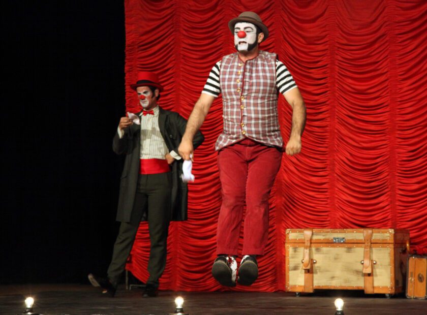 FESTIVAL EM JANEIRO TEATRO PRA CRIANÇA É O MAIOR BARATO
Peça: Circo Lando o Maior Espetáculo da Terra
Cia. Fábrica de Sonhos.
Local: Teatro Paulo Moura
São José do Rio Preto, SP, 19/01/2015
Foto: Pierre Duarte/SMCS