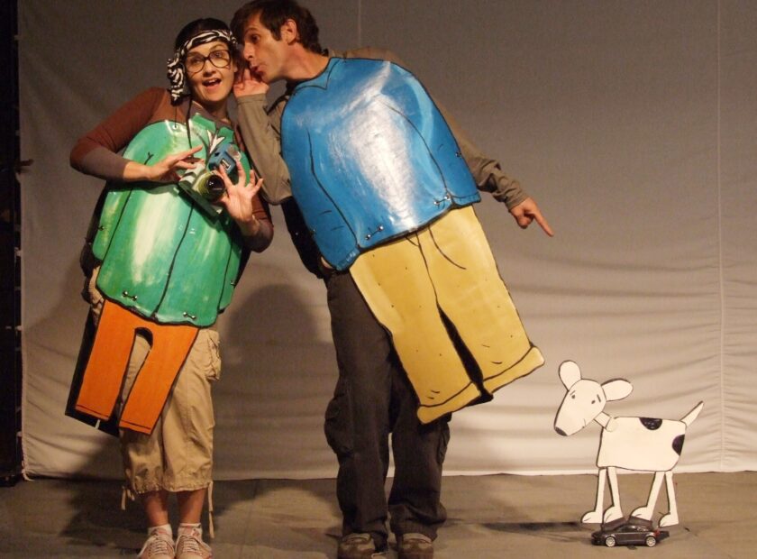 Rabisco - um cachorro perfeito, foto de Gil Grossi, atores Camila Ivo e Sidnei Caria-min