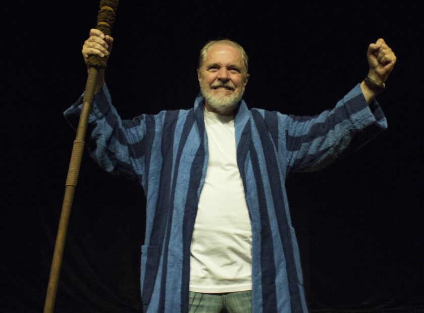 O Homem das Cavernas_Divulgação-min