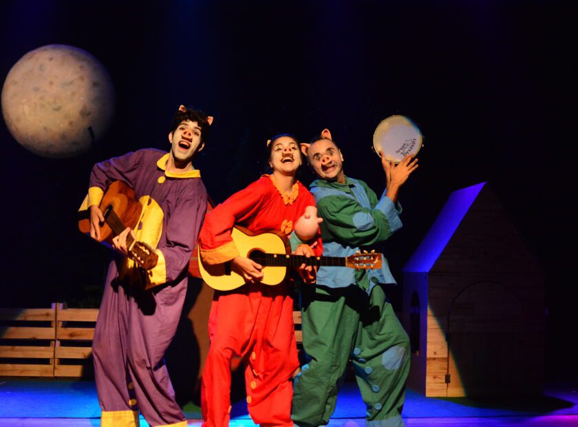 Os Três Porquinhos_crédito Karine Alves - Cópia