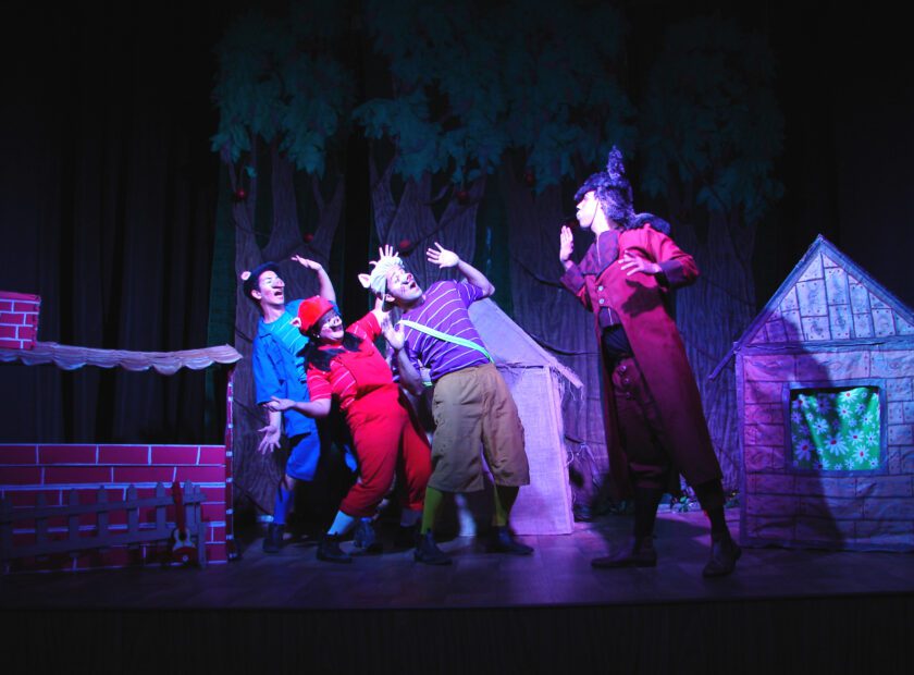 3 Porquinhos- eric.fonseca-realce 1