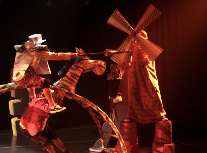 O Buraco do Muro 3_ Caca Diniz-min