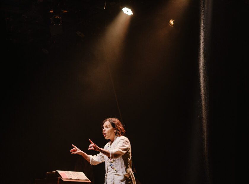 agua-fresca-para-as-flores-teatro-dos-quatro-053